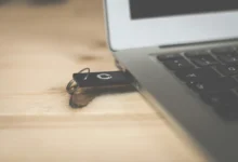 Como colocar senha no Pendrive sem usar programas