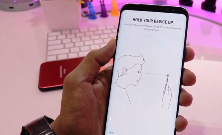 Como corrigir problema do leitor de íris no celular Samsung