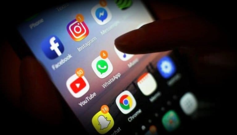 WhatsApp parou de funcionar? (Solução)