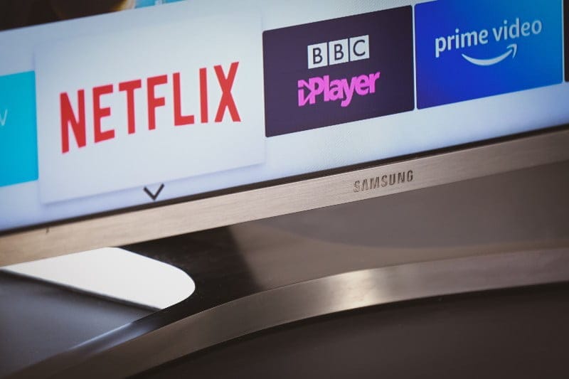 Como redefinir a smart TV e voltar para as configurações de fábrica?