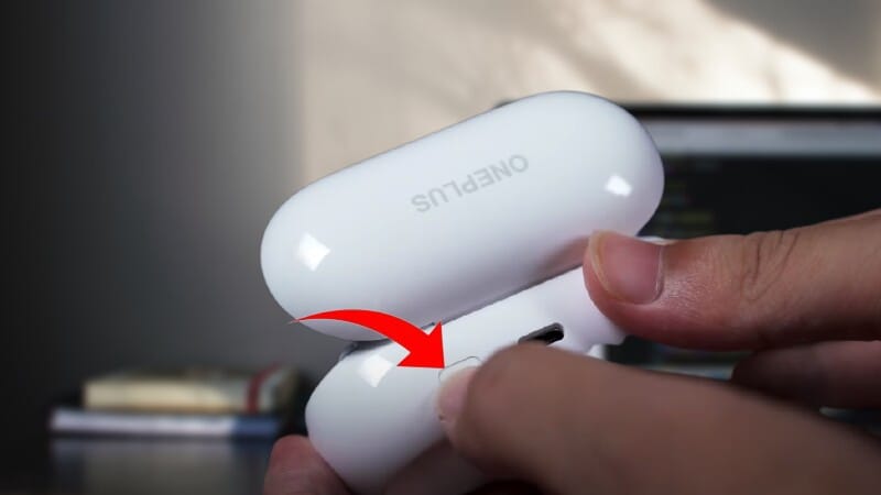 Como emparelhar os fones OnePlus Buds Z?