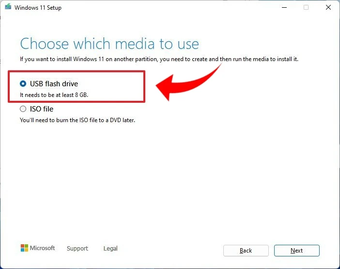 Instalação da Atualização do Windows 11 com Copilot usando a Ferramenta de Criação de Mídia