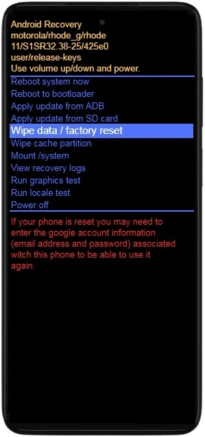 Como formatar o Motorola Moto G13 através do modo de recuperação?